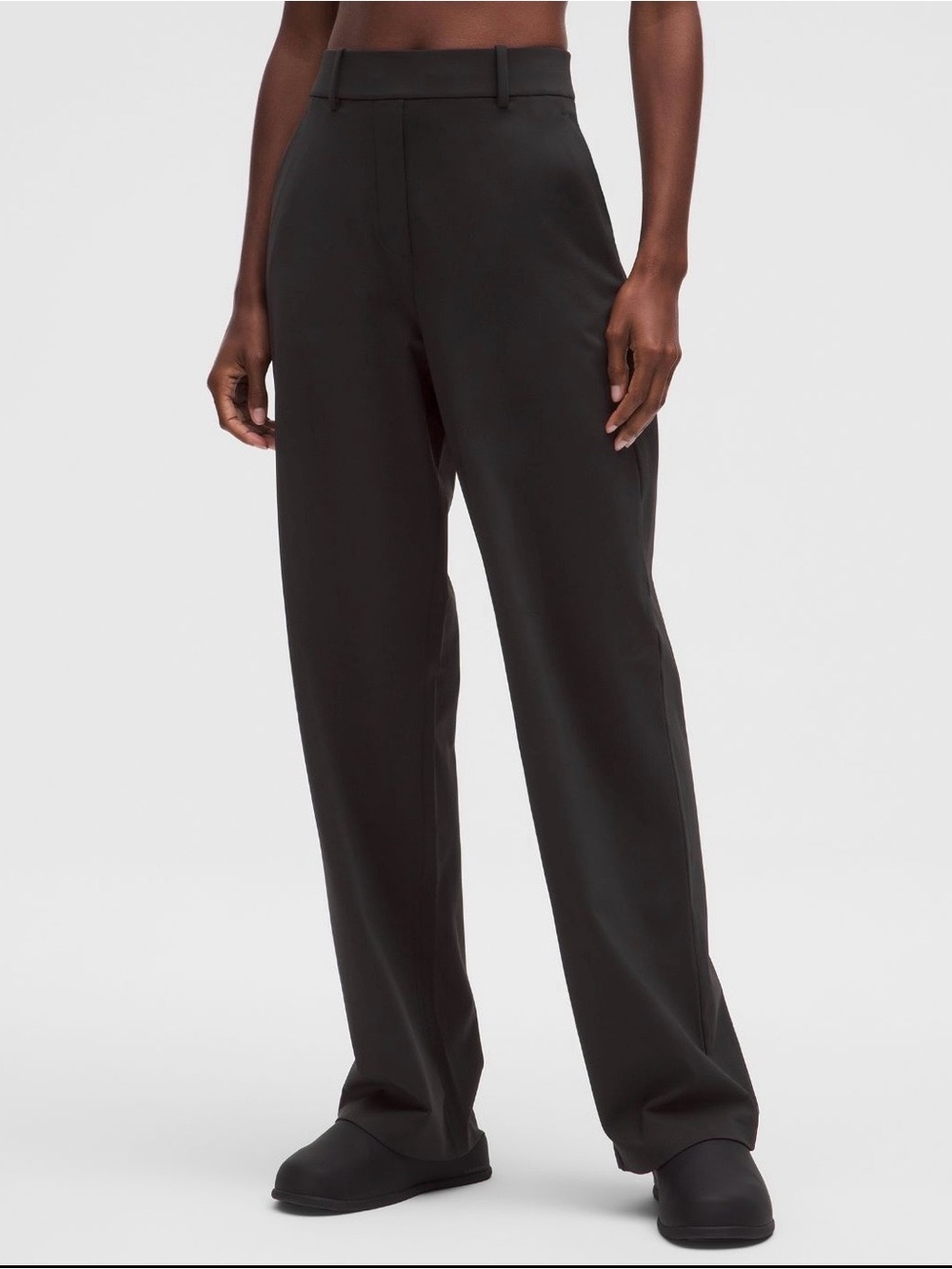 Lululemon Daydrift Black Straight-Leg Dress Pants. Length:Short